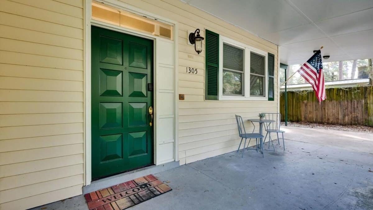Halcyon Hangout-mins To Downtown-ping Pong-pets *